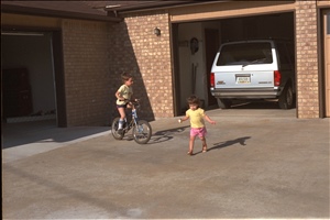 9400 1026 cew family, flowersImg0076.jpg